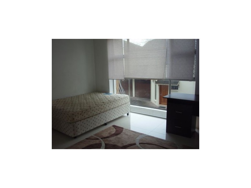 1@16 Riviera Road, Miami QLD 4220