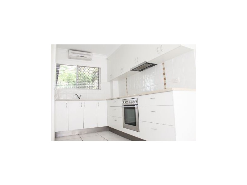 2/75 Old Burleigh Road, Surfers Paradise QLD 4217