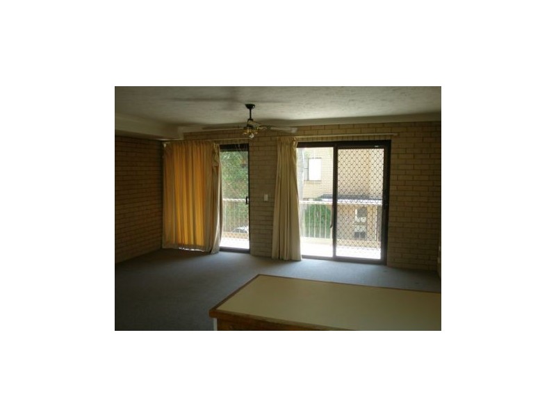4/2301 Gold Coast Highway, Mermaid Beach QLD 4218