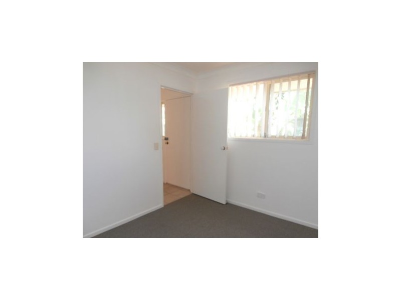 11 Gretel Drive, Mermaid Waters QLD 4218