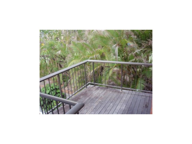 10/24 Thornton St, Surfers Paradise QLD 4217