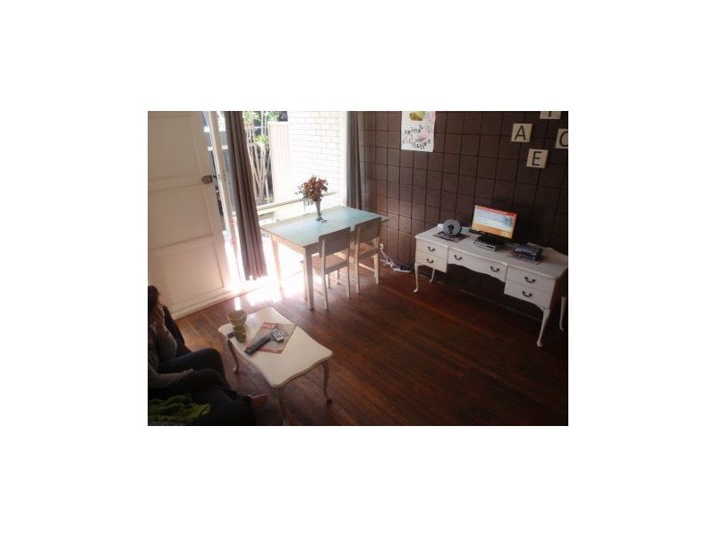 11/2309 “Seahorse Apartments” Gold Coast Highway, Mermaid Beach QLD 4218