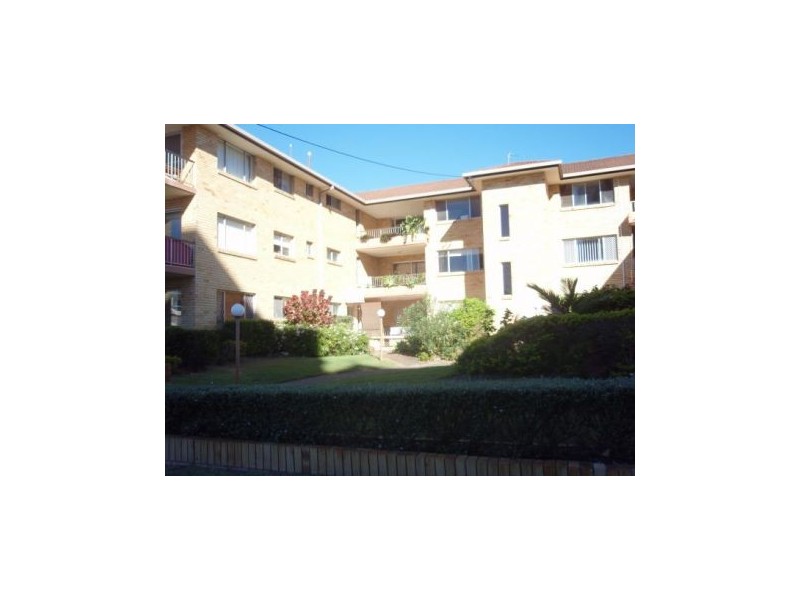 14/2 Nagel Avenue, Miami QLD 4220