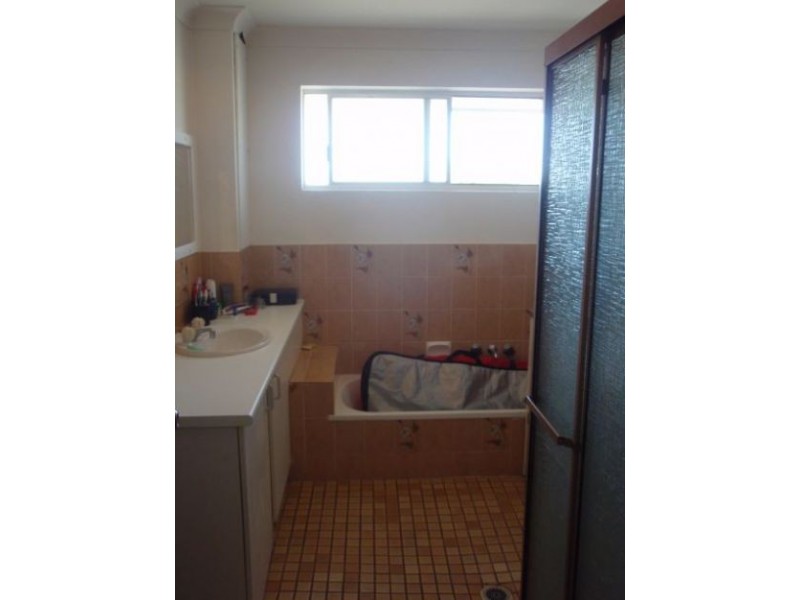 14/2 Nagel Avenue, Miami QLD 4220