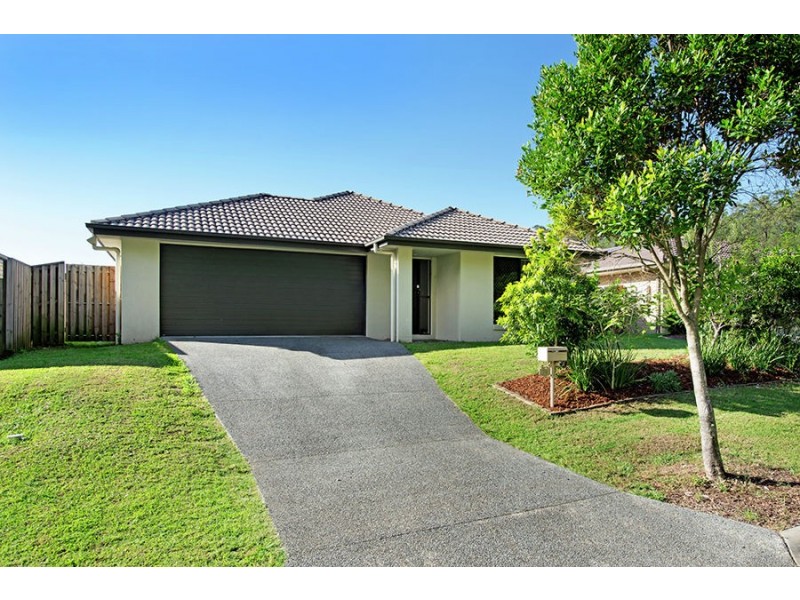 70 Aldgate Crescent, Pacific Pines QLD 4211