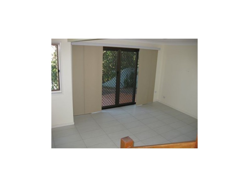 4/11 Orvieto Avenue, Mermaid Waters QLD 4218