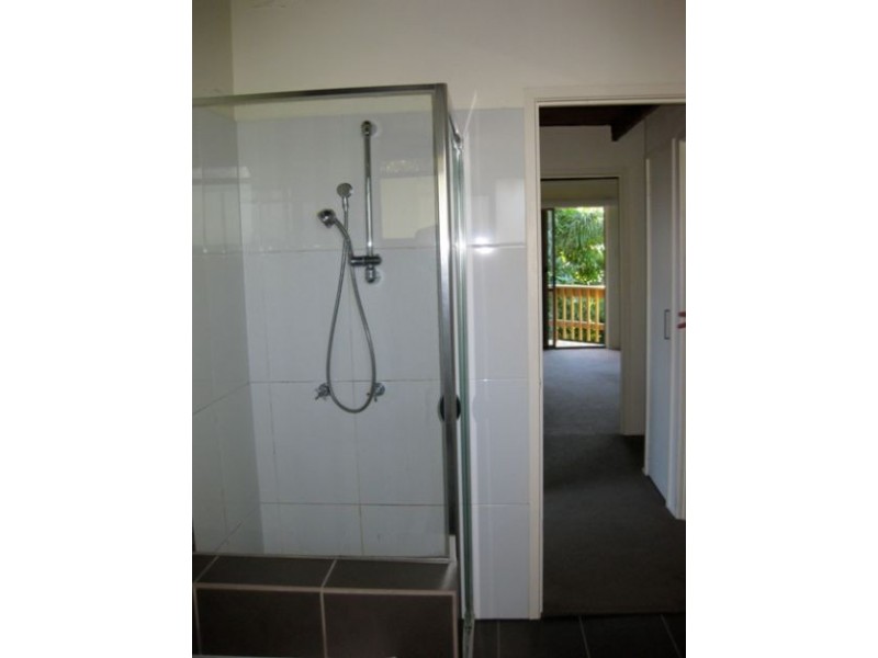 4/11 Orvieto Avenue, Mermaid Waters QLD 4218