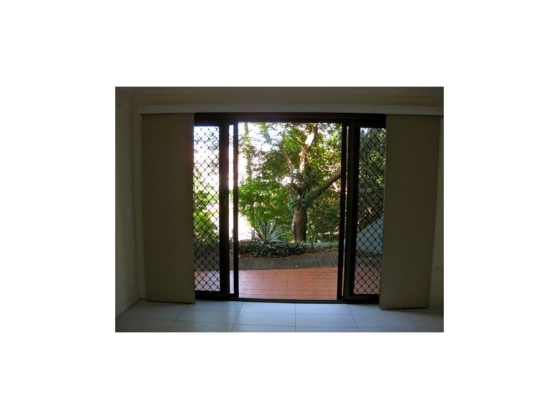 4/11 Orvieto Avenue, Mermaid Waters QLD 4218