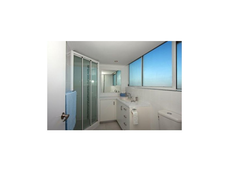 17/56 “Westwater Towers” Hooker Boulevard, Broadbeach QLD 4218