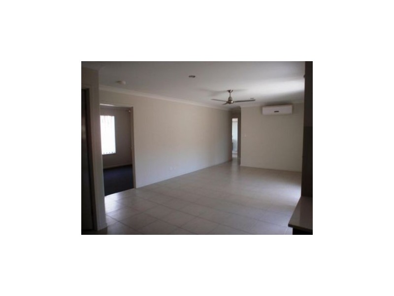 14 Conjola Lane, Waterford QLD 4133