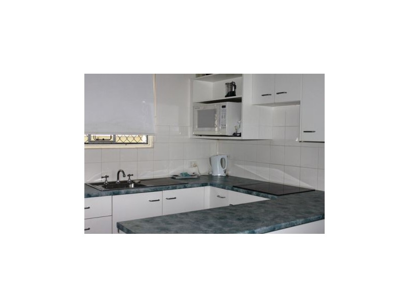 6 3 Redondo Avenue, Miami QLD 4220