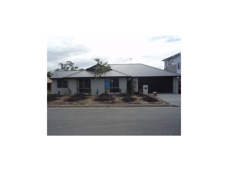 9 Katie Street, Pimpama QLD 4209