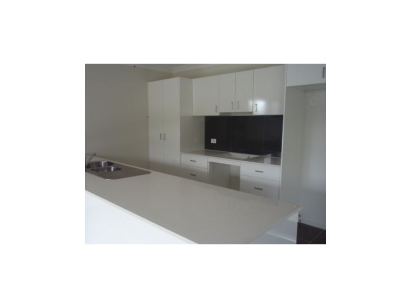 9 Katie Street, Pimpama QLD 4209