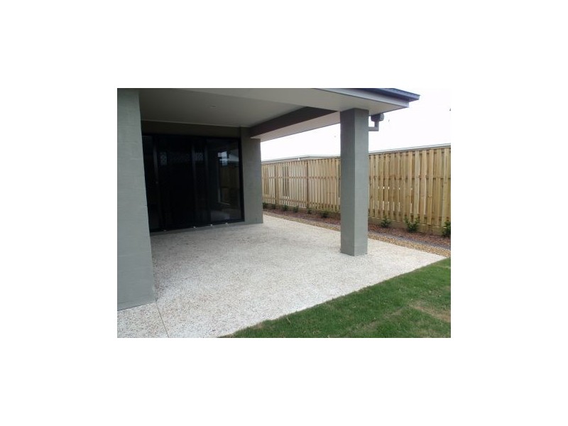 6 Plantation Crescent, Upper Coomera QLD 4209