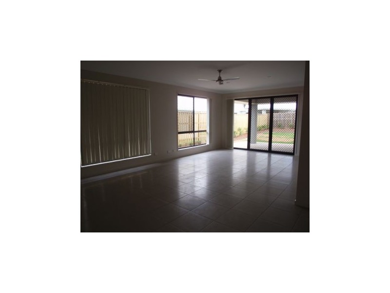 6 Plantation Crescent, Upper Coomera QLD 4209