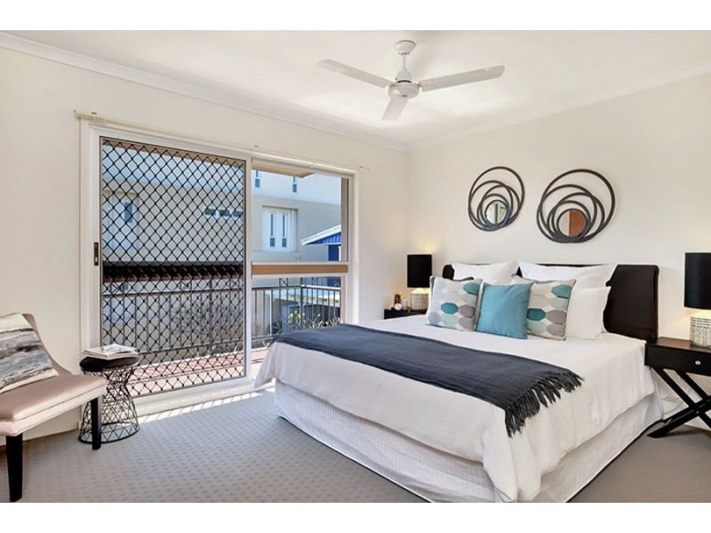 7/70 Marine Parade, Miami QLD 4220