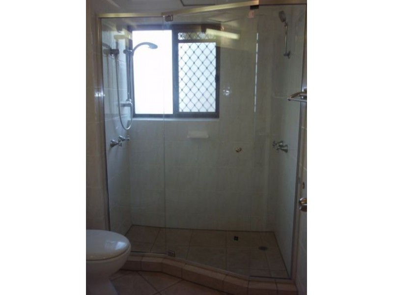 1/19 Chairlift Avenue “Salerno”, Nobby Beach QLD 4218