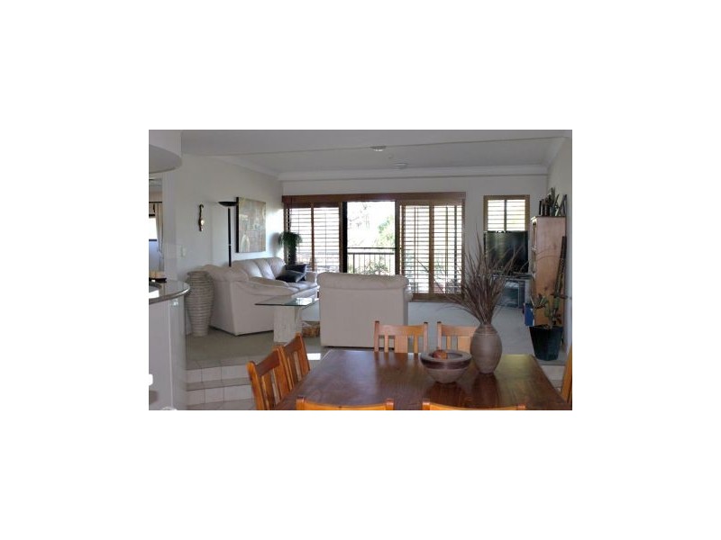 A15/1 Great Hall Drive, Miami QLD 4220