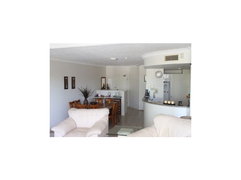 A15/1 Great Hall Drive, Miami QLD 4220