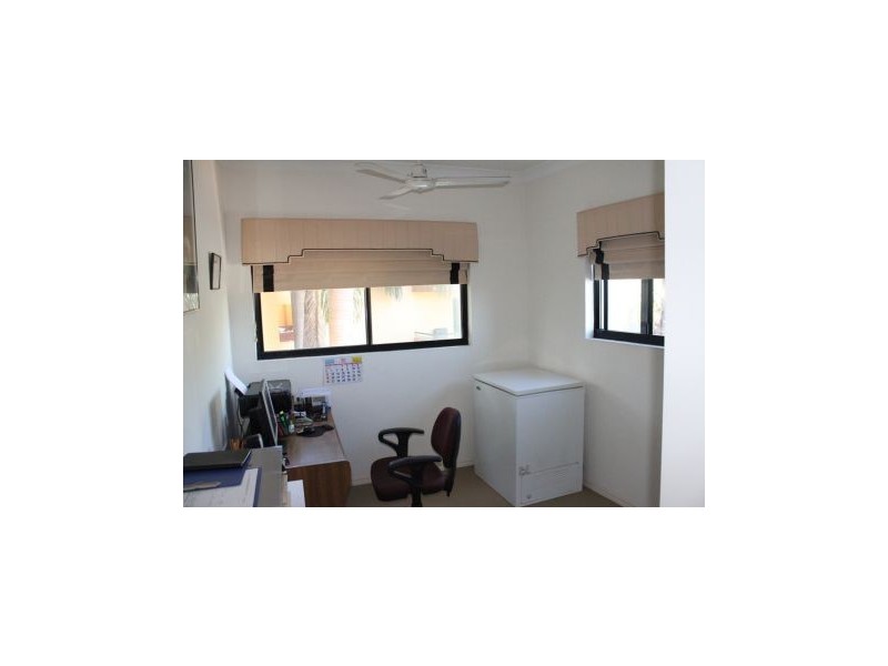 A15/1 Great Hall Drive, Miami QLD 4220