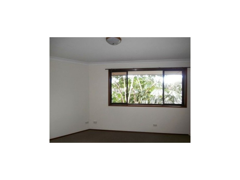 1/2216 Gold Coast Highway, Mermaid Beach QLD 4218