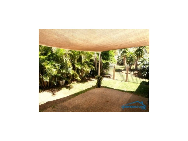 17 Carmarthen Circuit, Pacific Pines QLD 4211