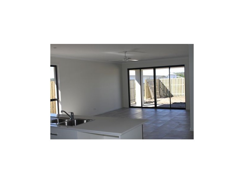 6 Prairie Avenue, Upper Coomera QLD 4209