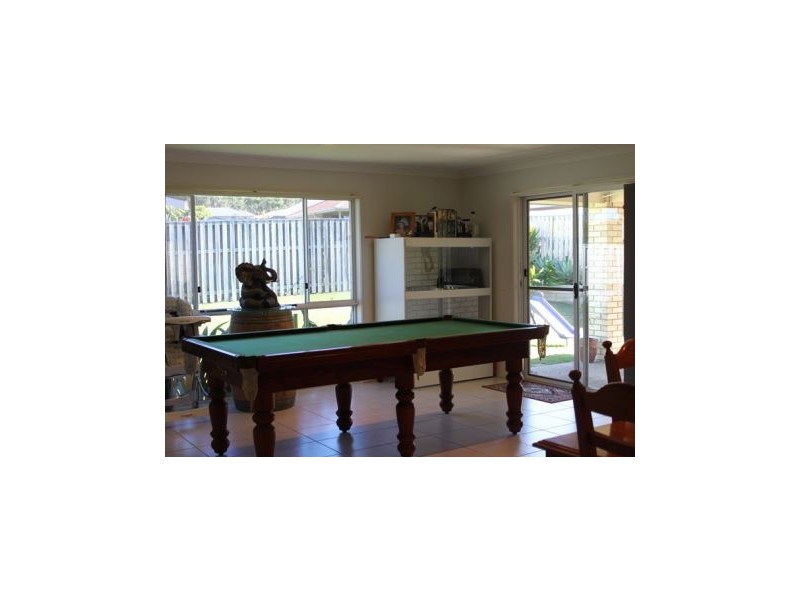 10 Coomera Heights Drive, Pimpama QLD 4209