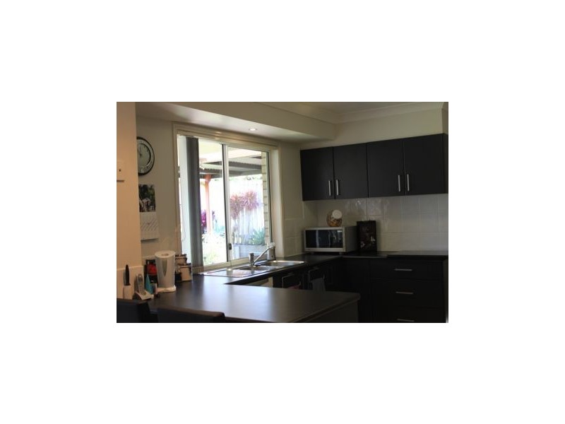 10 Coomera Heights Drive, Pimpama QLD 4209
