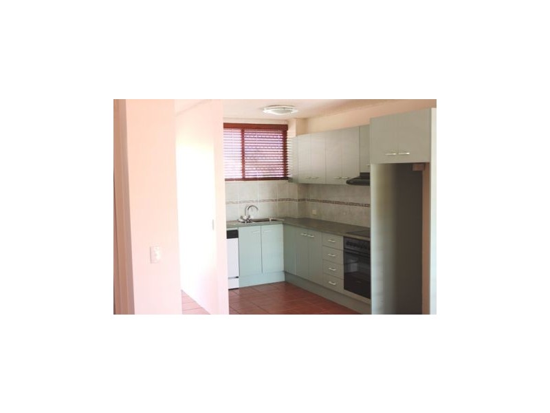 4/31 Venice Street, Mermaid Beach QLD 4218