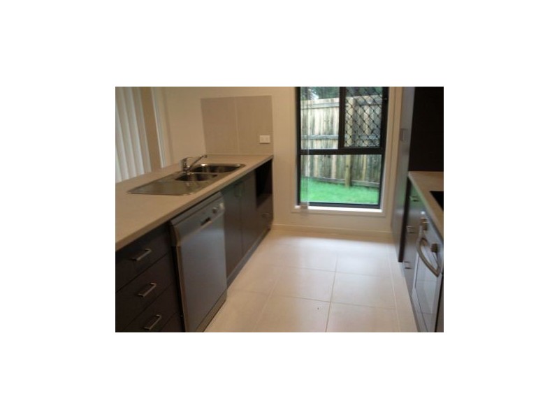 6 Mugello Drive, Oxenford QLD 4210