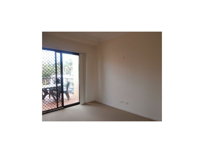 A14 “Magic Mountain” Great Hall Drive, Mermaid Beach QLD 4218