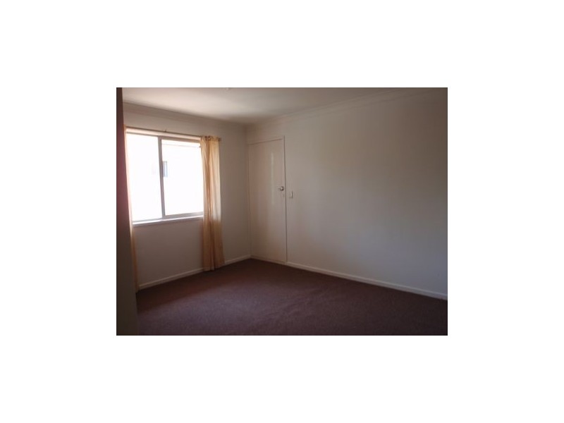 4/18 Anne Avenue, Broadbeach QLD 4218