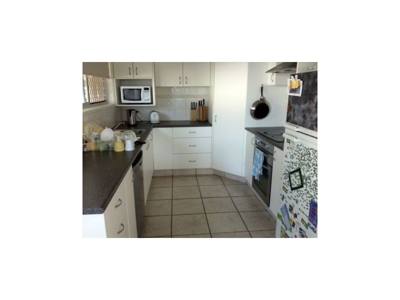 3 Vatakoula Parade, Mermaid Waters QLD 4218