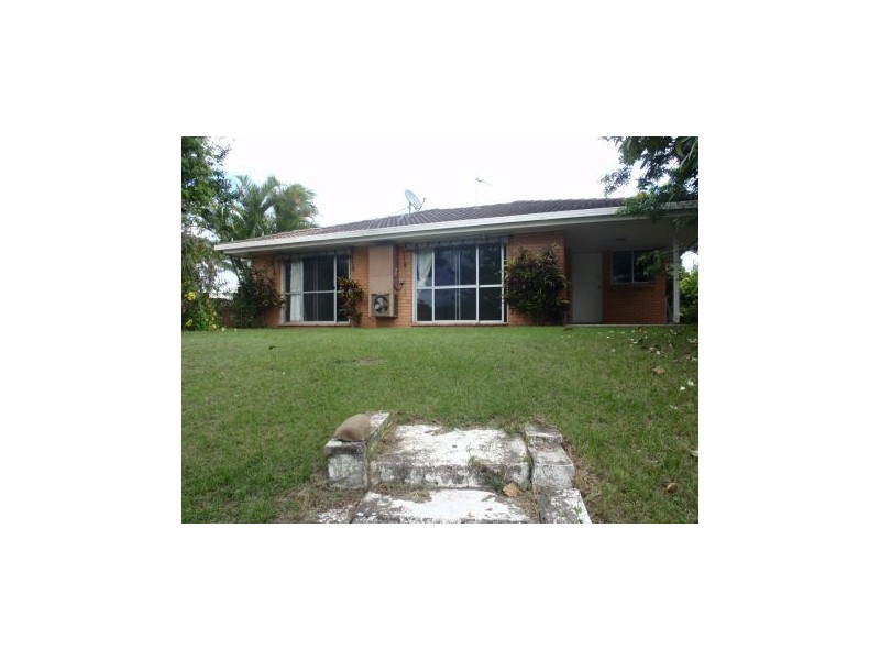 25 Vatakoula Parade, Mermaid Waters QLD 4218