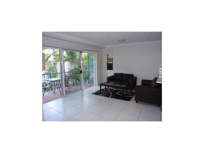 20/7-9 Redondo Avenue “grand Florida”, Miami QLD 4220