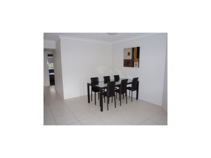 20/7-9 Redondo Avenue “grand Florida”, Miami QLD 4220