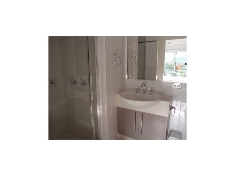 20/7-9 Redondo Avenue “grand Florida”, Miami QLD 4220