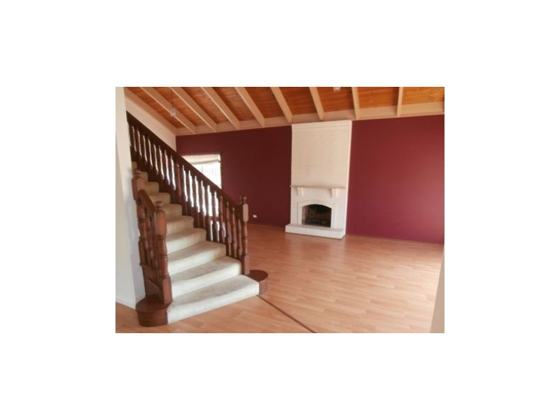 2 Balmoral Avenue, Sorrento QLD 4217