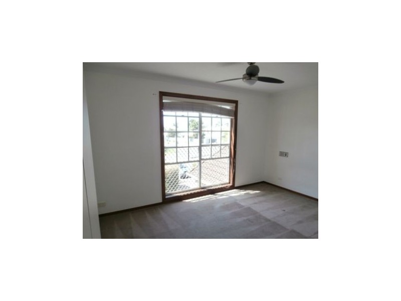 2 Balmoral Avenue, Sorrento QLD 4217