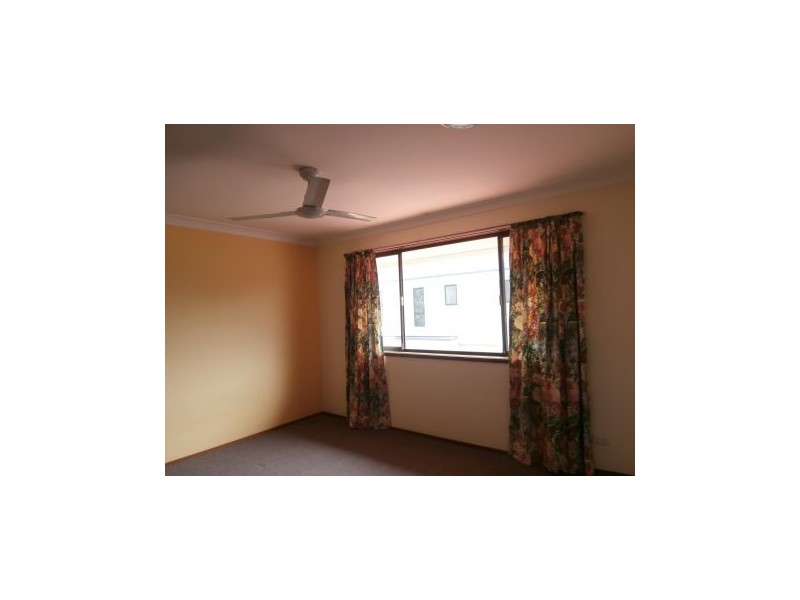 1/10 Dolphin Avenue, Mermaid Beach QLD 4218