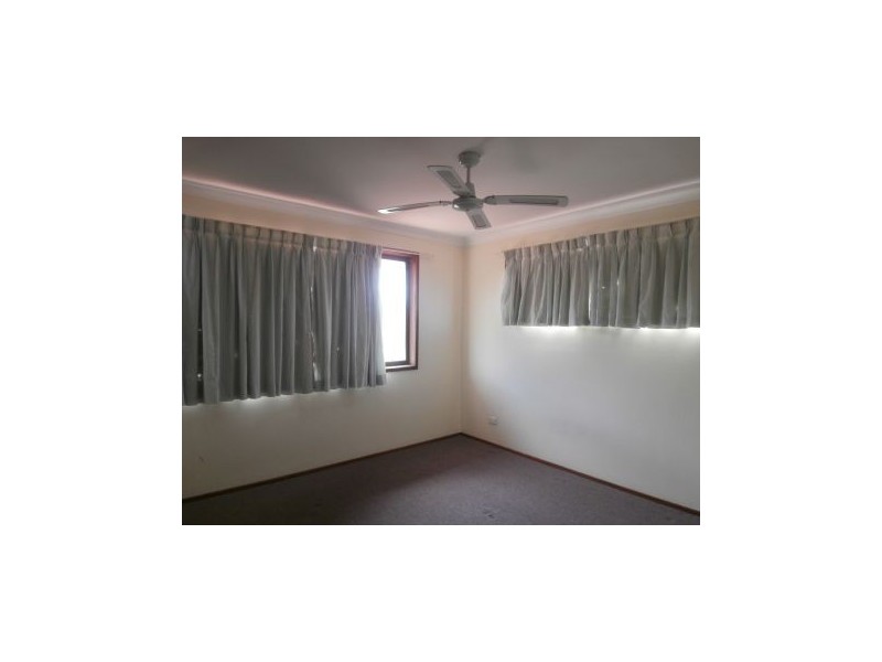 1/10 Dolphin Avenue, Mermaid Beach QLD 4218