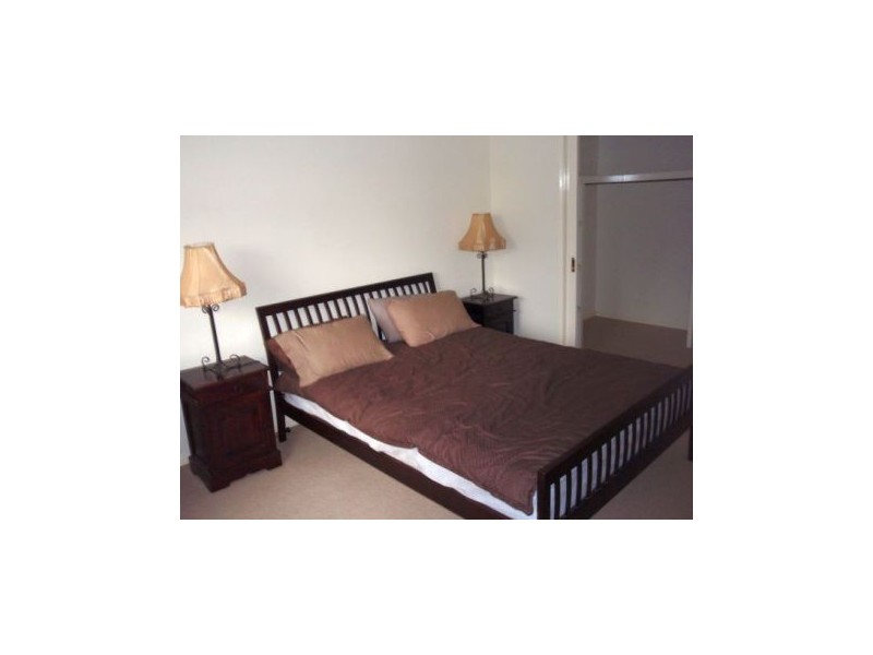 5 141 Cotlew Street, Ashmore QLD 4214