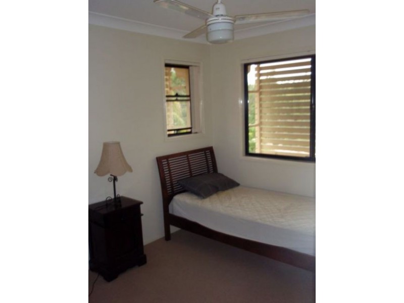 5 141 Cotlew Street, Ashmore QLD 4214