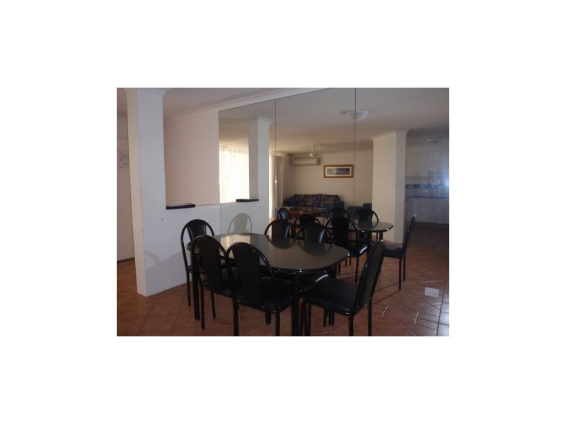 26/28 Chairlift Avenue, Mermaid Beach QLD 4218