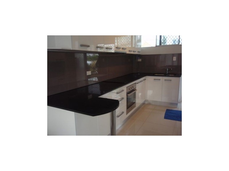 1/16 Riviera Road, Miami QLD 4220