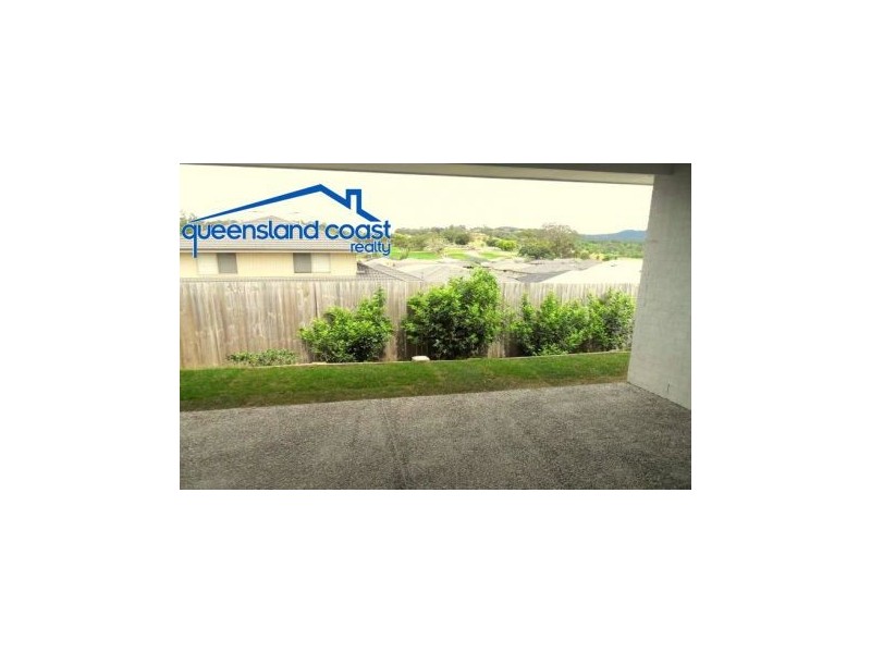 1/8 Bella Boulevard, Pimpama QLD 4209