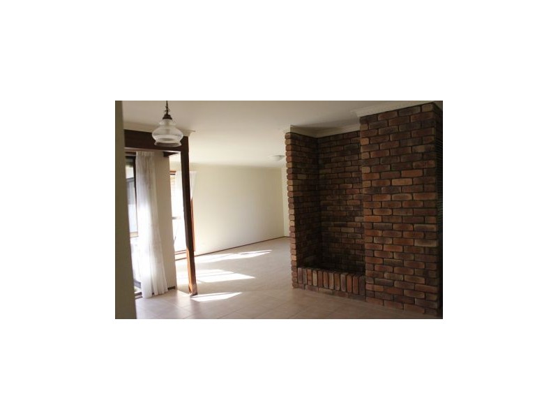 5 Ireby Court, Mermaid Waters QLD 4218