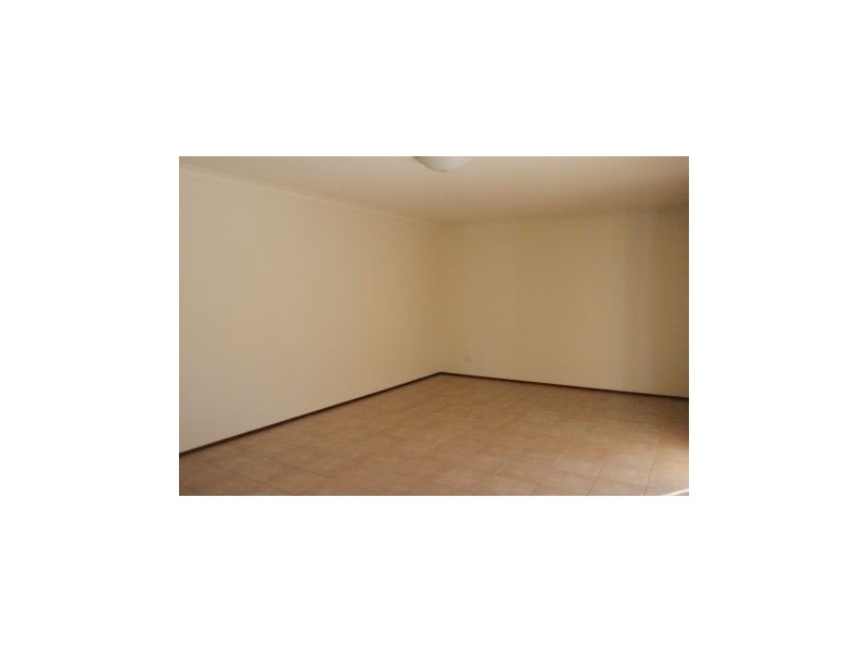 5 Ireby Court, Mermaid Waters QLD 4218