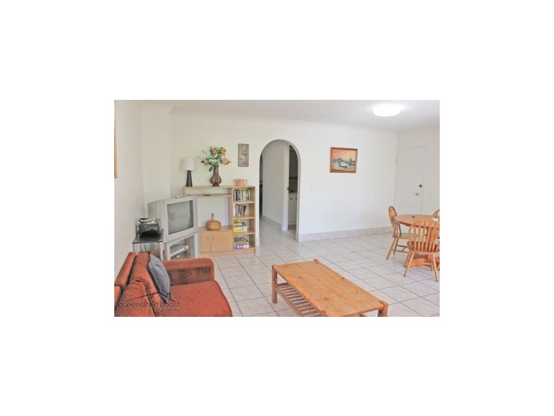 2/19-21 Chairlift Avenue “Salerno”, Nobby Beach QLD 4218